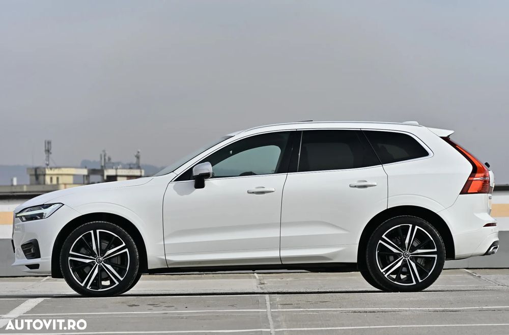 Volvo XC 60 D5 AWD Geartronic RDesign - 37