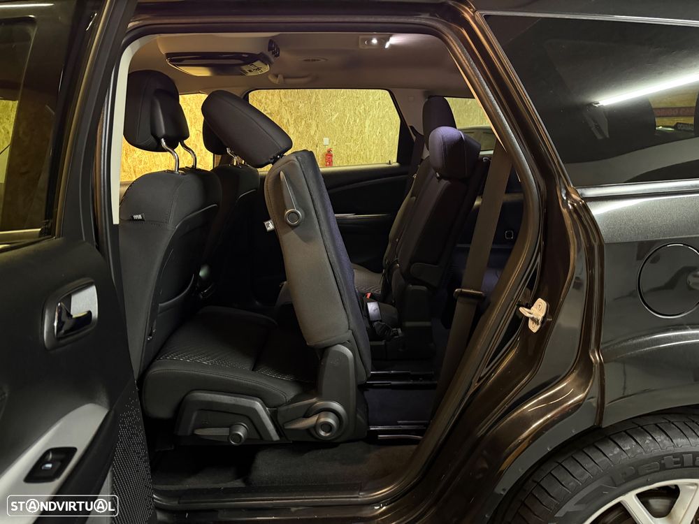 Fiat Freemont 2.0 M-Jet Urban - 9