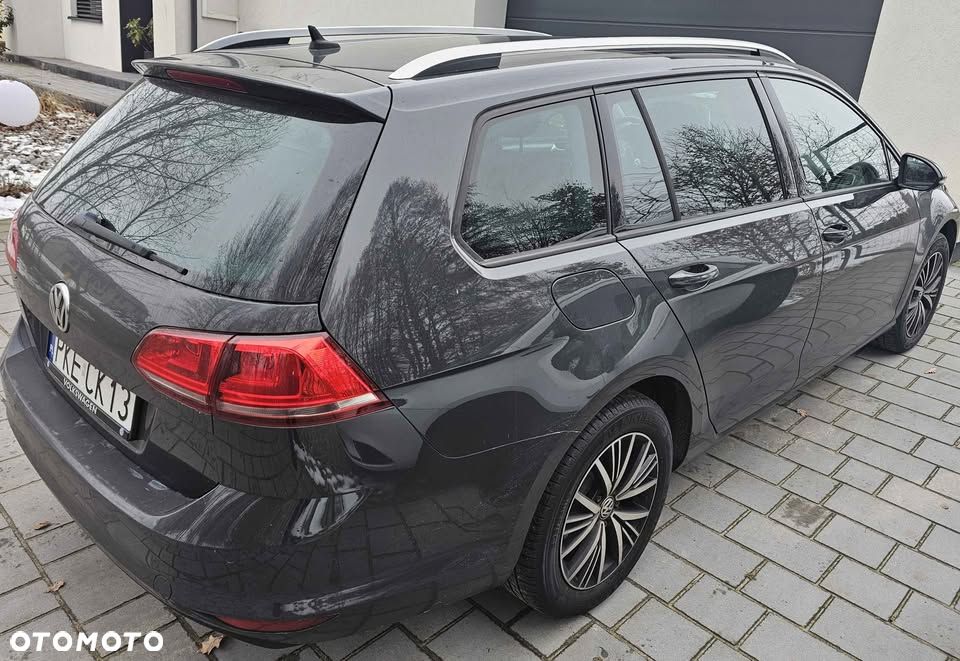 Volkswagen Golf 1.6 TDI BlueMotion Technology Allstar - 3