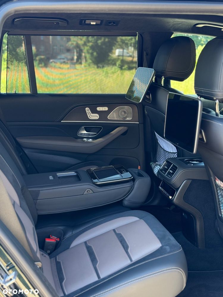 Mercedes-Benz GLS - 24