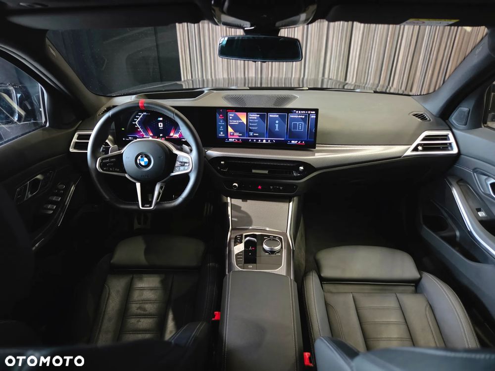 BMW Seria 3 M340i xDrive sport - 11