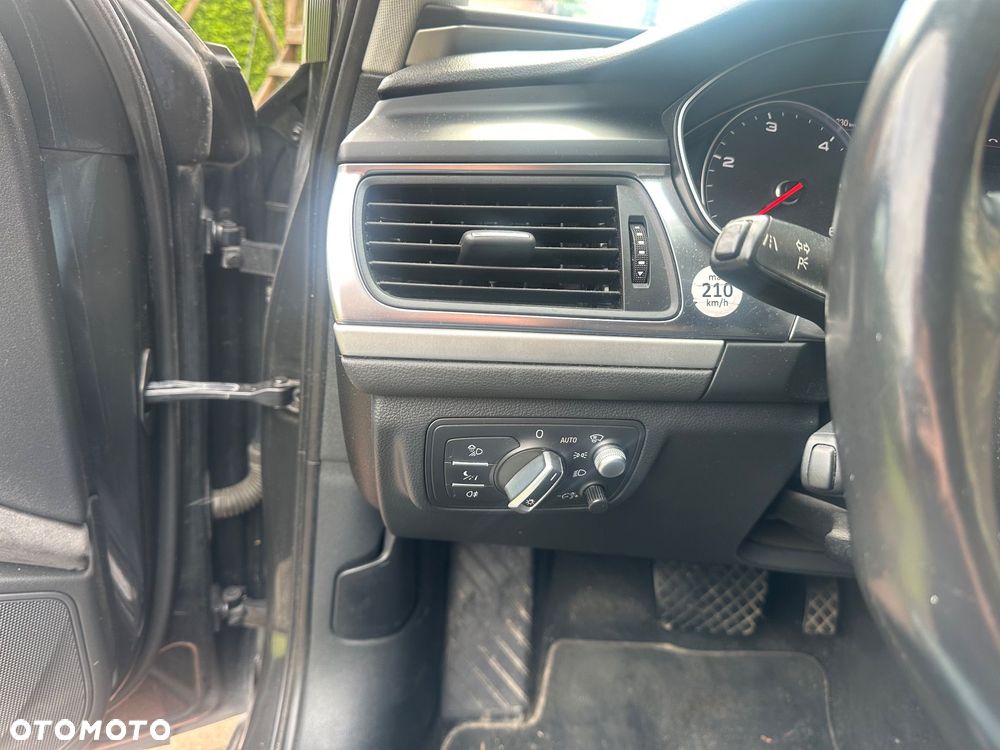 Audi A6 Avant 2.0 TDI Multitronic - 11
