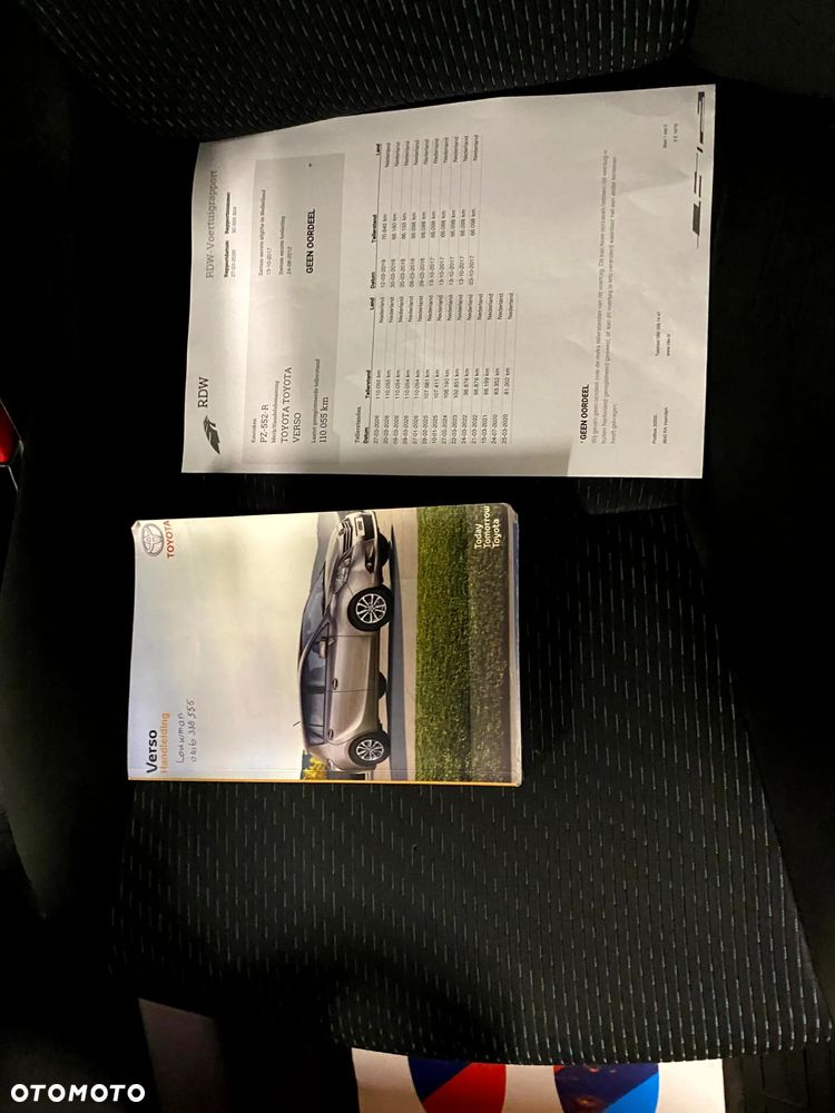 Toyota Verso 2.0 D-4D Executive - 23