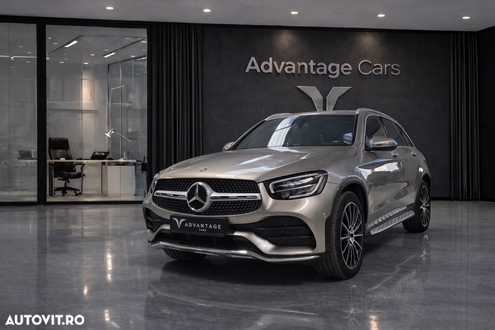Mercedes-Benz GLC 300 d 4MATIC 9G-TRONIC AMG Line - 2