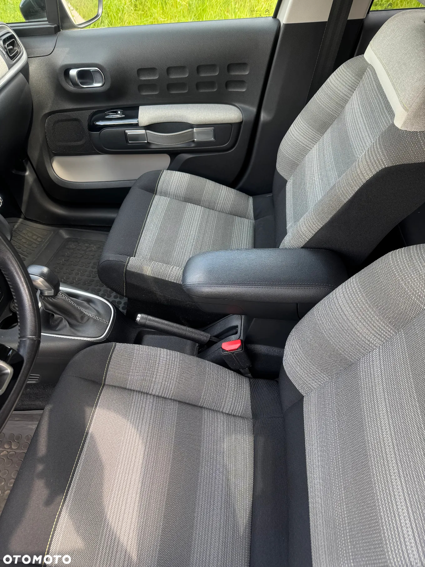 Citroën C3 1.2 PureTech Shine S&S EAT6 - 13