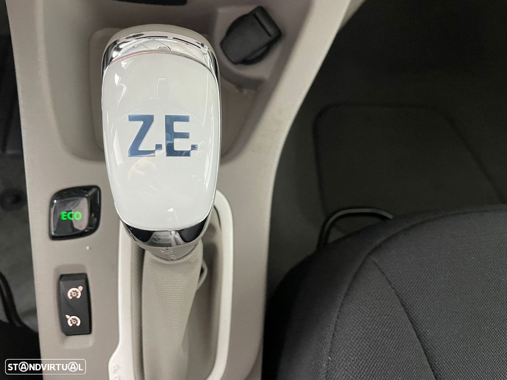Renault Zoe - 17