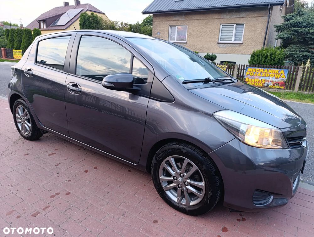 Toyota Yaris 1.33 Dynamic - 32