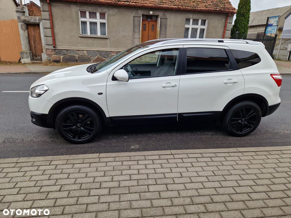 Nissan Qashqai+2 - 5