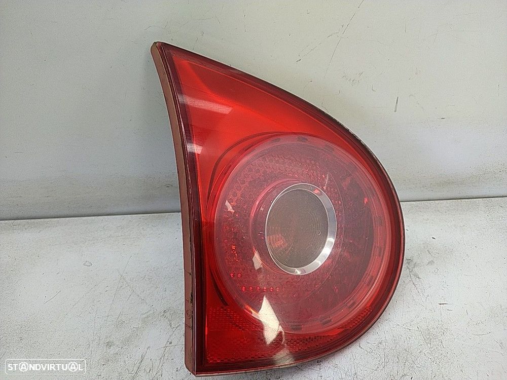 Farolim Tras Esquerdo Mala Volkswagen Golf V (1K1) - 1