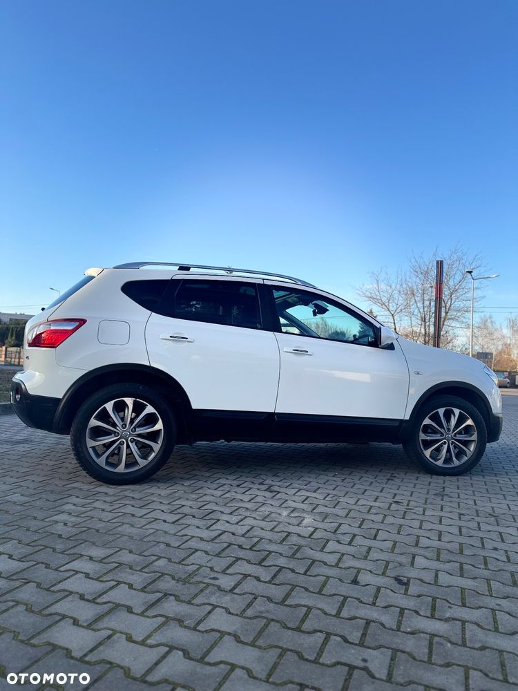 Nissan Qashqai 2.0 dCi DPF I-Way - 11