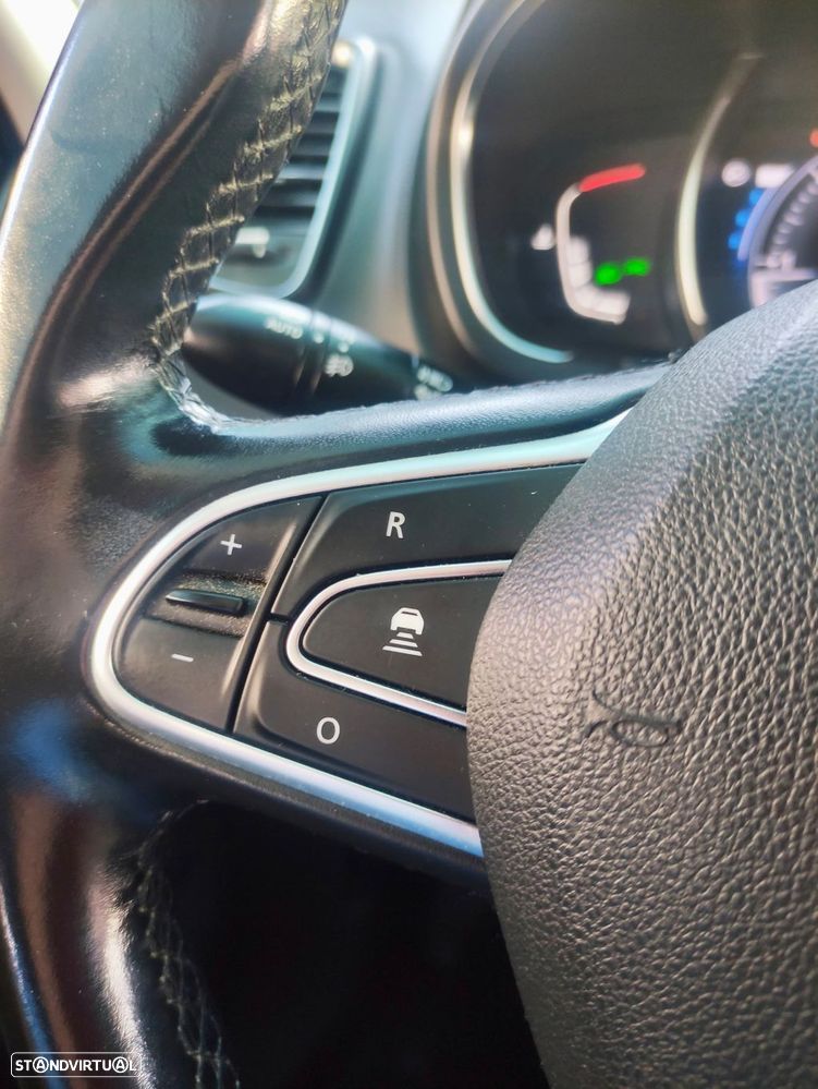 Renault Grand Scénic 1.6 dCi Bose Edition EDC SS - 22