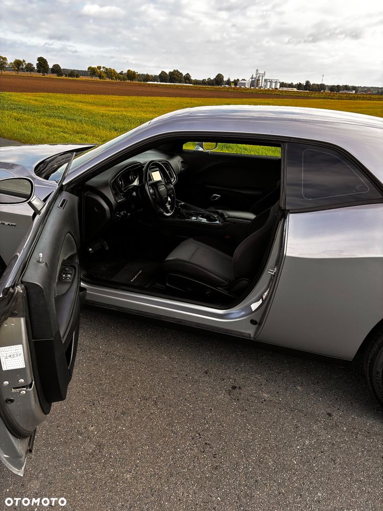 Dodge Challenger 5.7 R/T - 7
