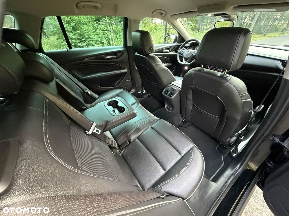 Opel Insignia - 30