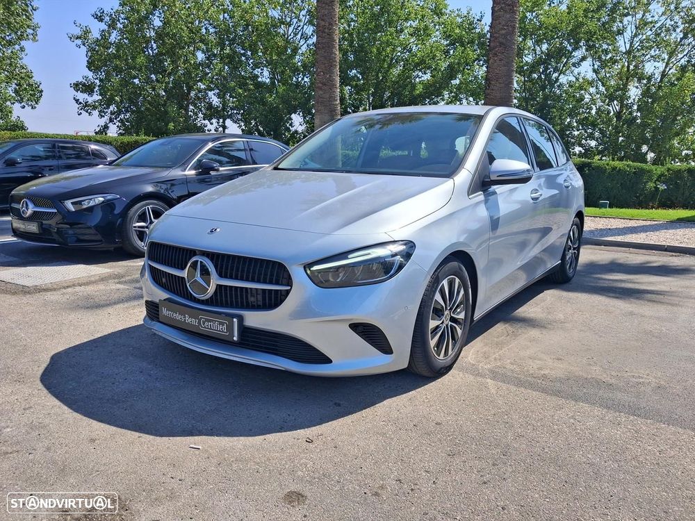 Mercedes-Benz B 180 d - 1