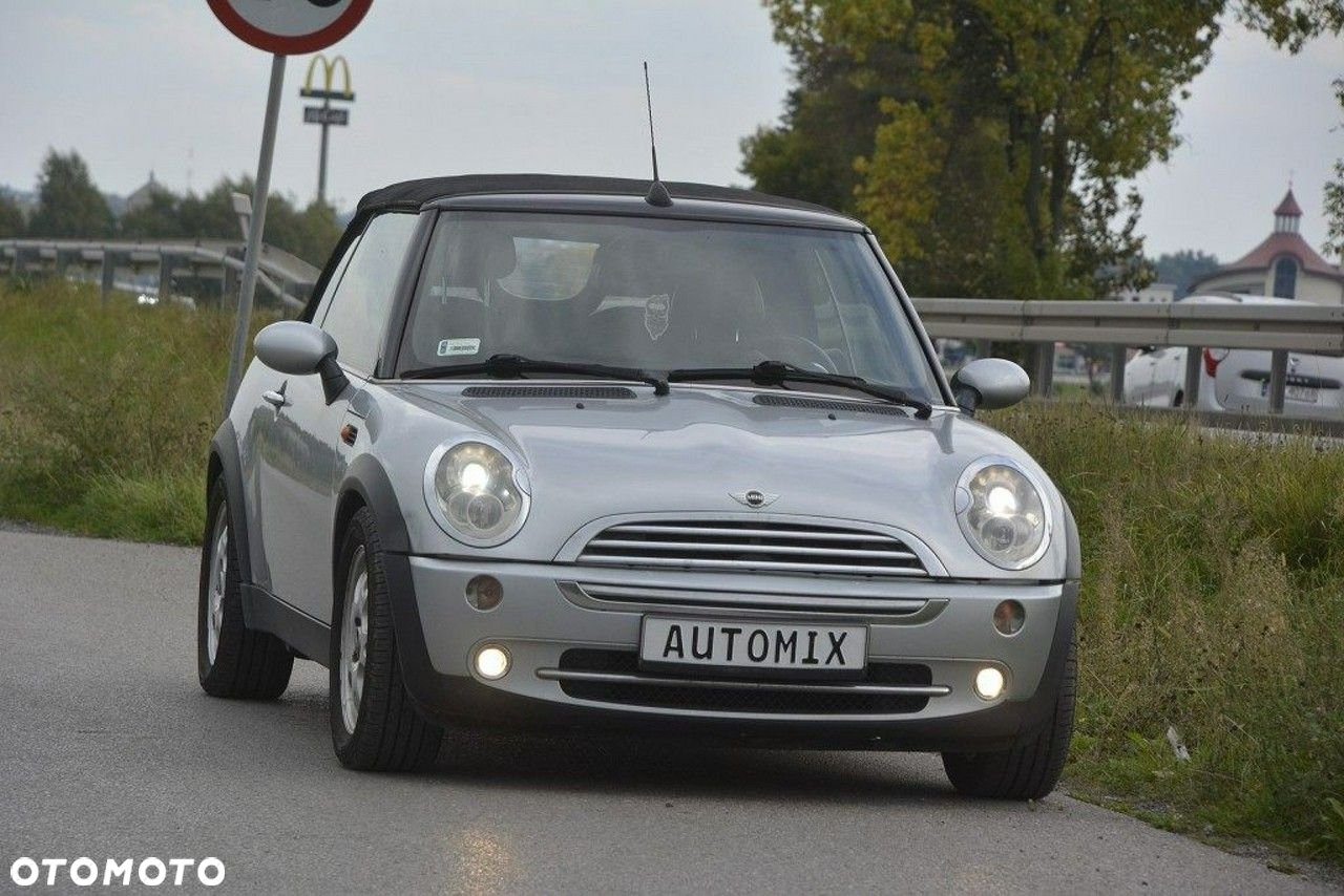 MINI Cooper Cabrio - 10