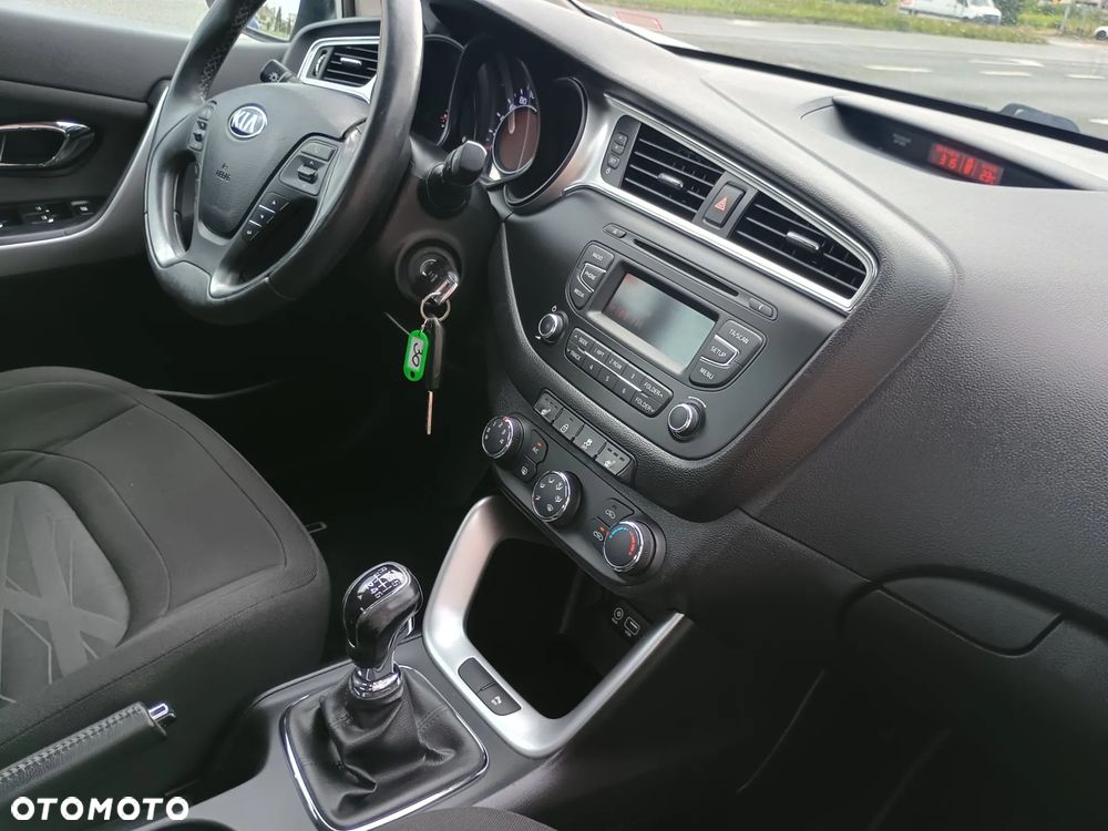 Kia Ceed 1.4 L Business Line - 19