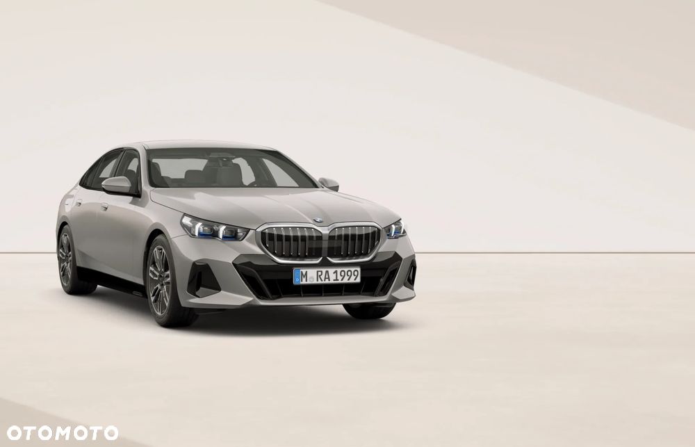 BMW Seria 5 520d xDrive mHEV M Sport - 3