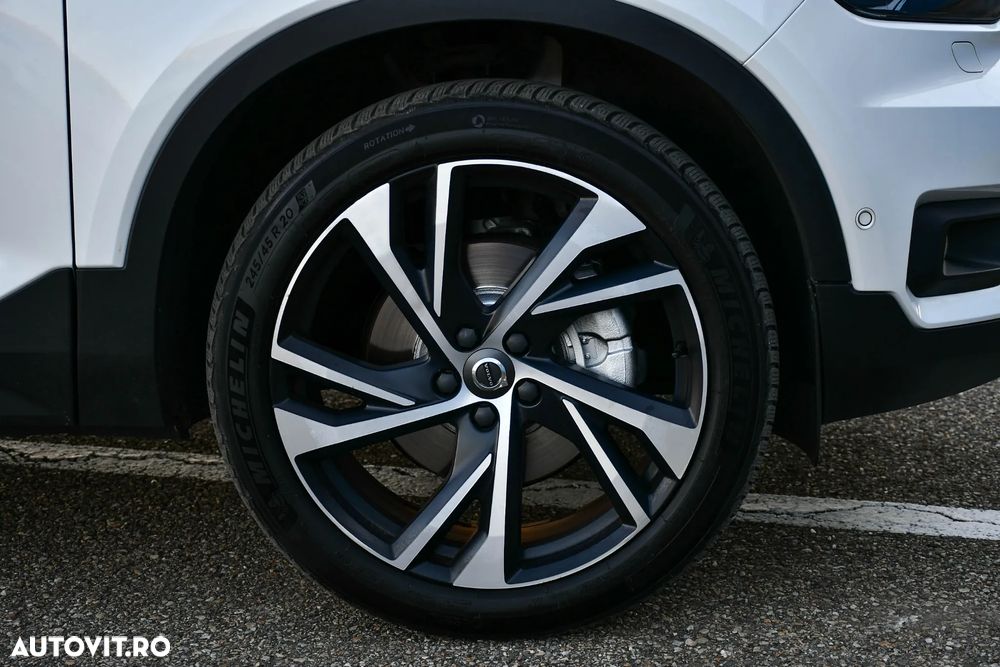 Volvo XC 40 D4 AWD Geartronic R-Design - 20