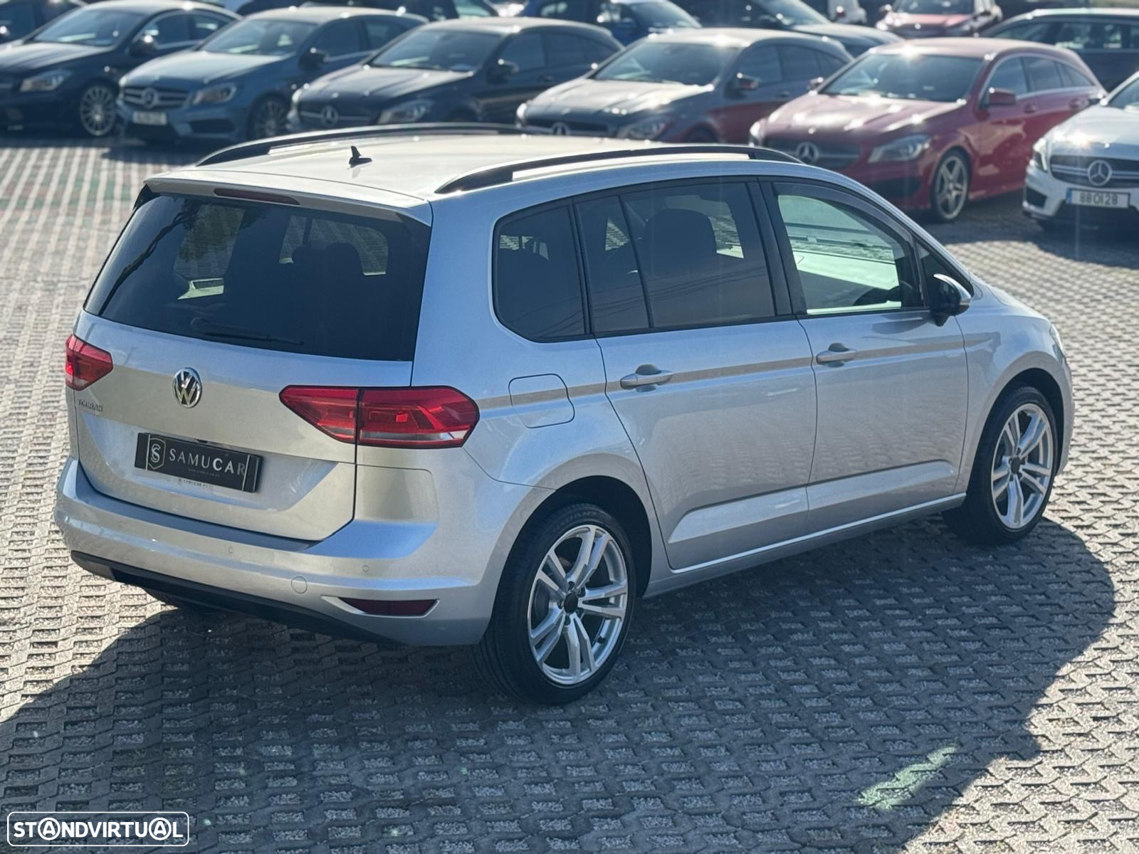 VW Touran 1.6 TDI Confortline DSG - 8