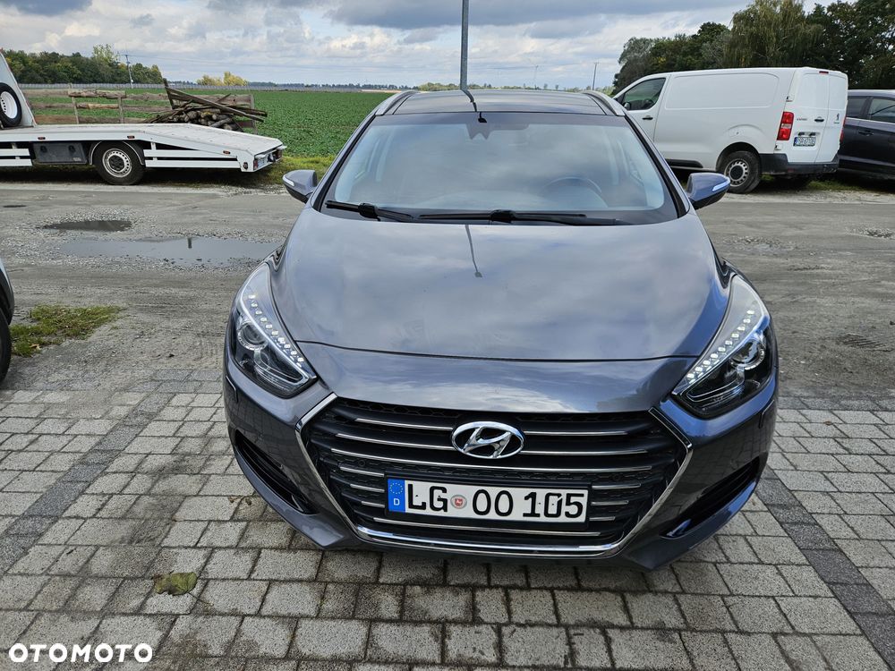 Hyundai i40 i40cw 2.0 Automatik Premium - 3