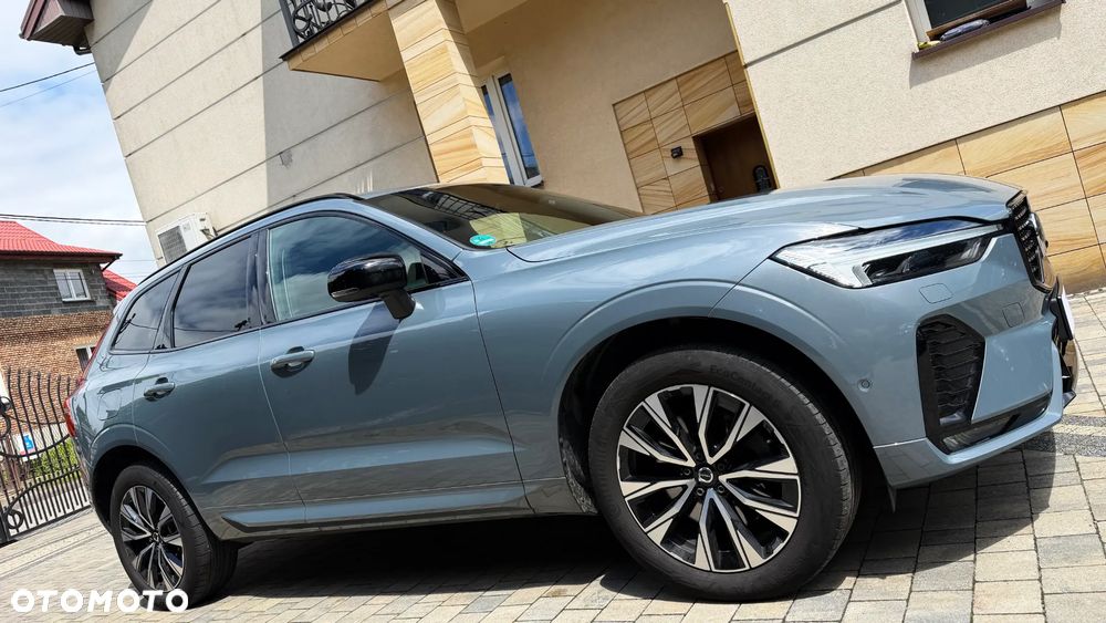 Volvo XC 60 B4 D Ultimate Dark - 11