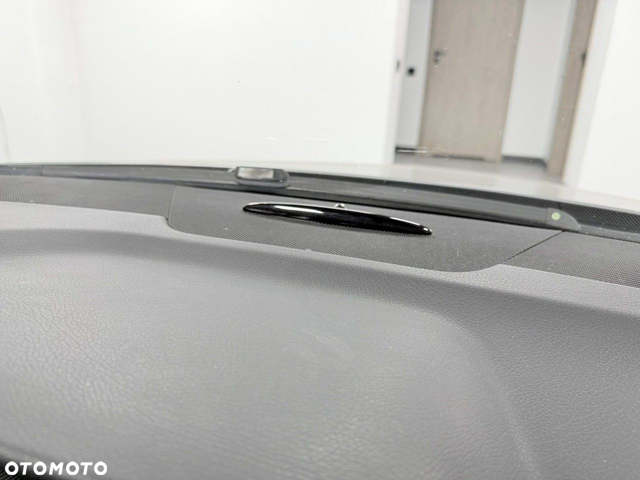 Mercedes-Benz Klasa C 200 CDI DPF (BlueEFFICIENCY) 7G-TRONIC Avantgarde - 24