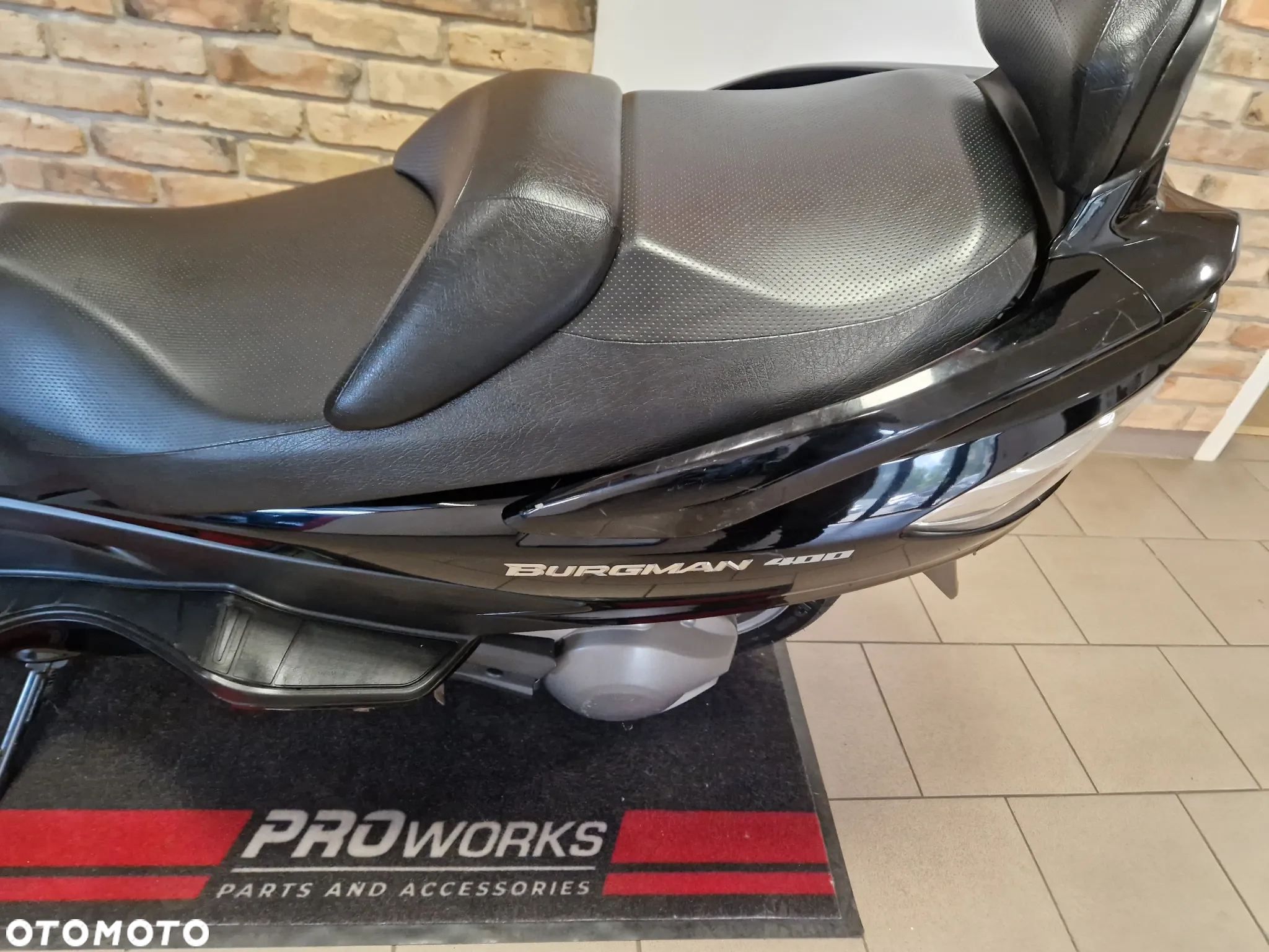 Suzuki Burgman - 15