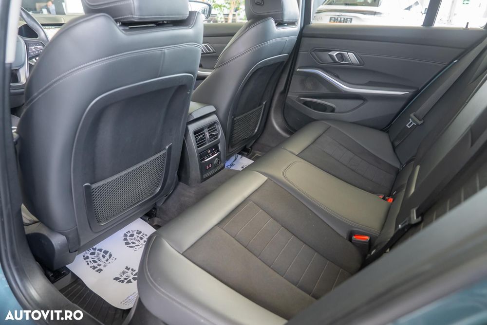BMW Seria 3 320d xDrive Aut. Sport Line - 23