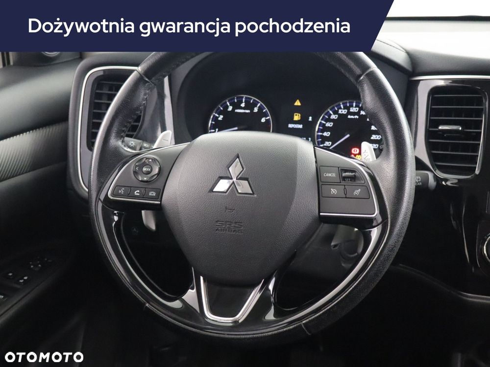 Mitsubishi Outlander - 21