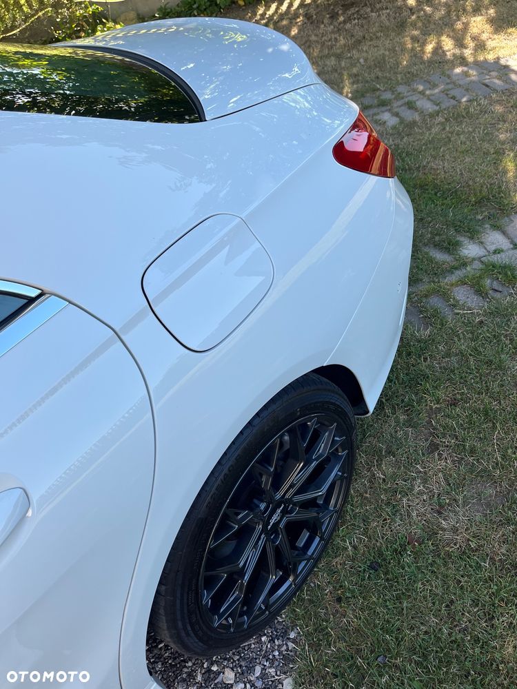Mercedes-Benz CLA 200 7G-DCT AMG Line - 3