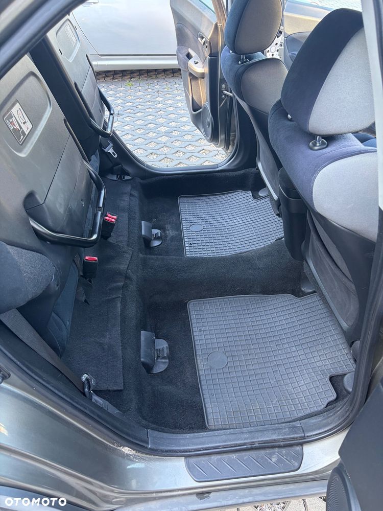 Honda Civic 1.8 Comfort - 9
