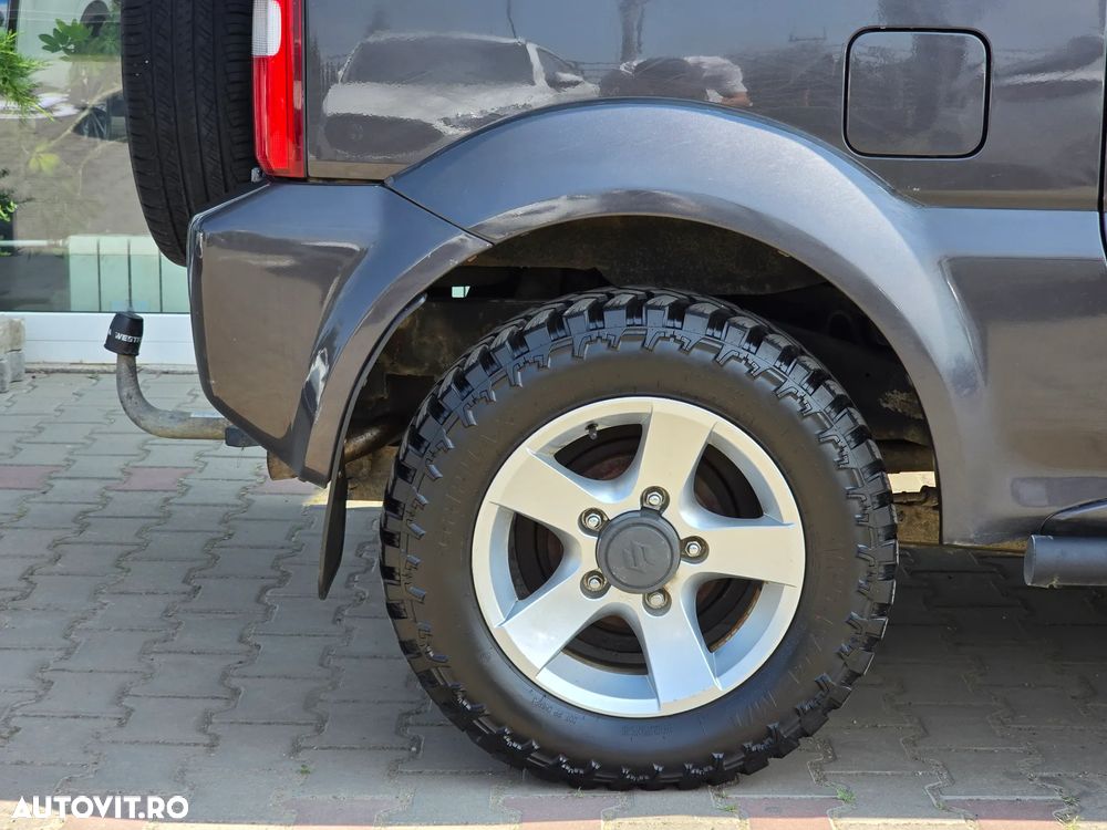 Suzuki Jimny 1.5 DDiS Comfort - 17