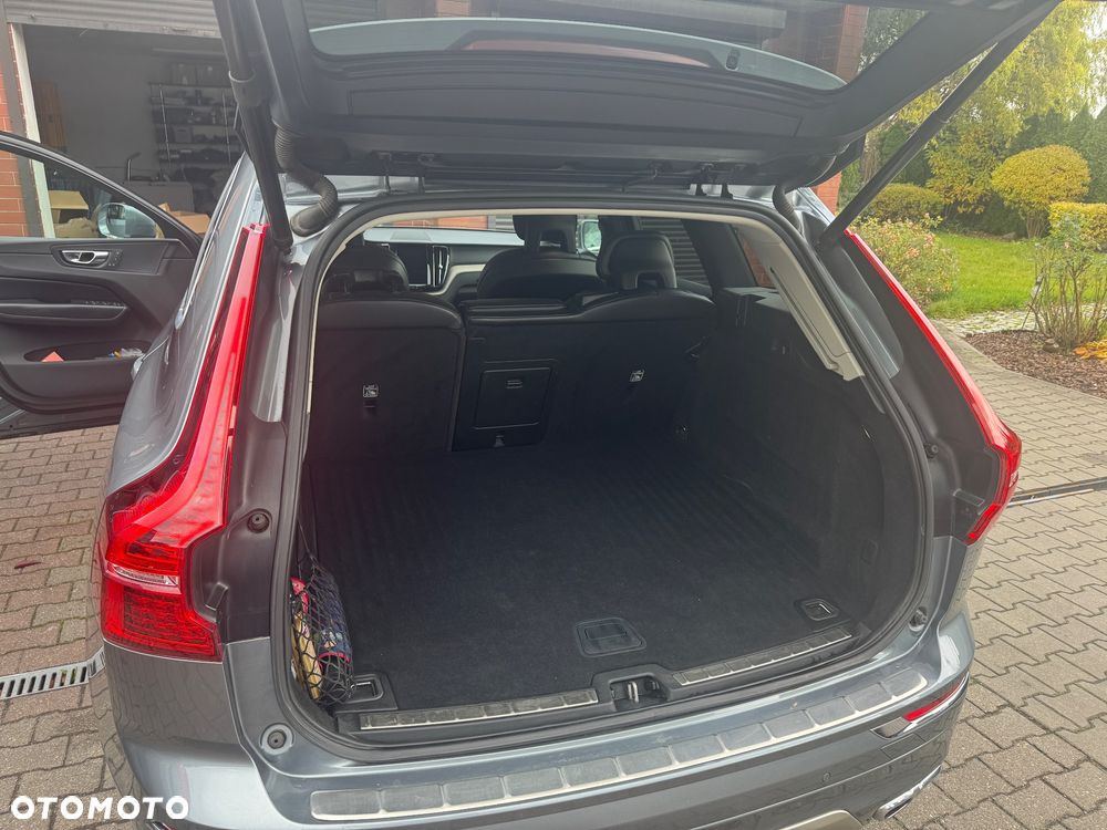 Volvo XC 60 D5 AWD Inscription - 11