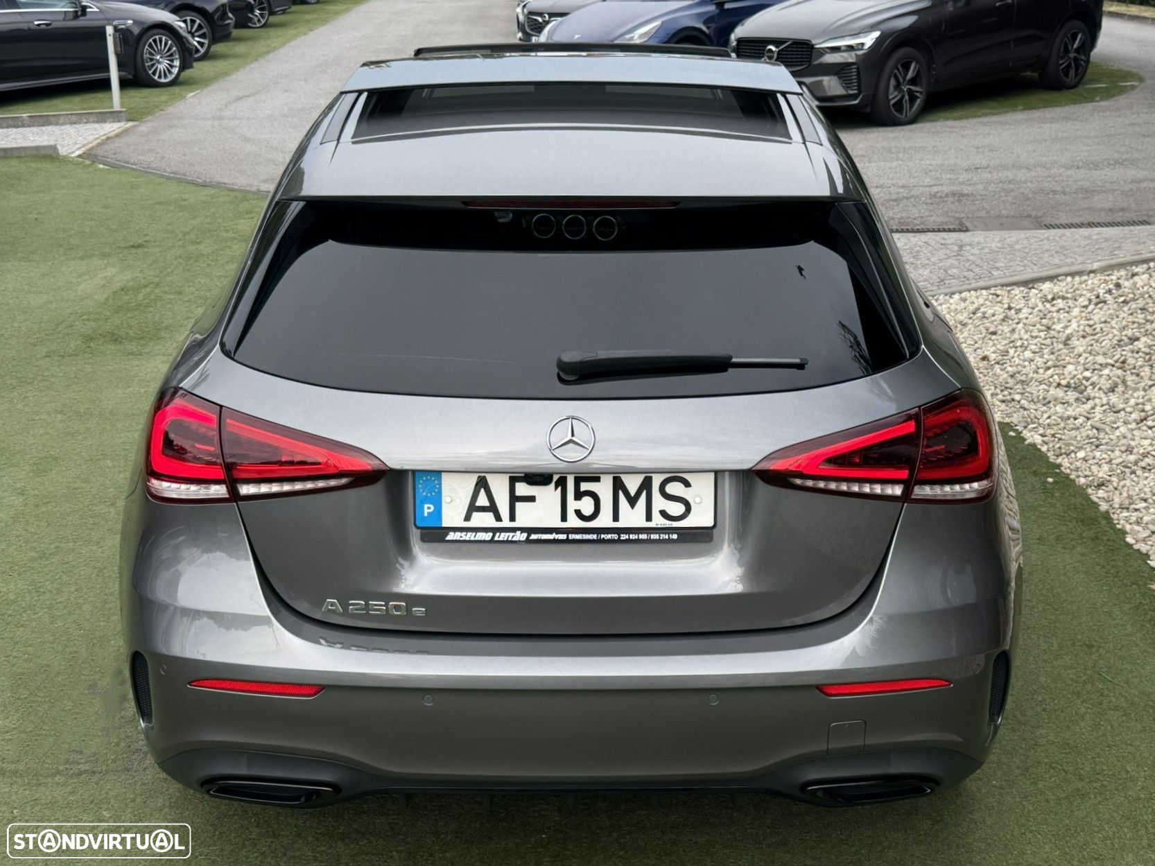 Mercedes-Benz A 250 e AMG Line - 12