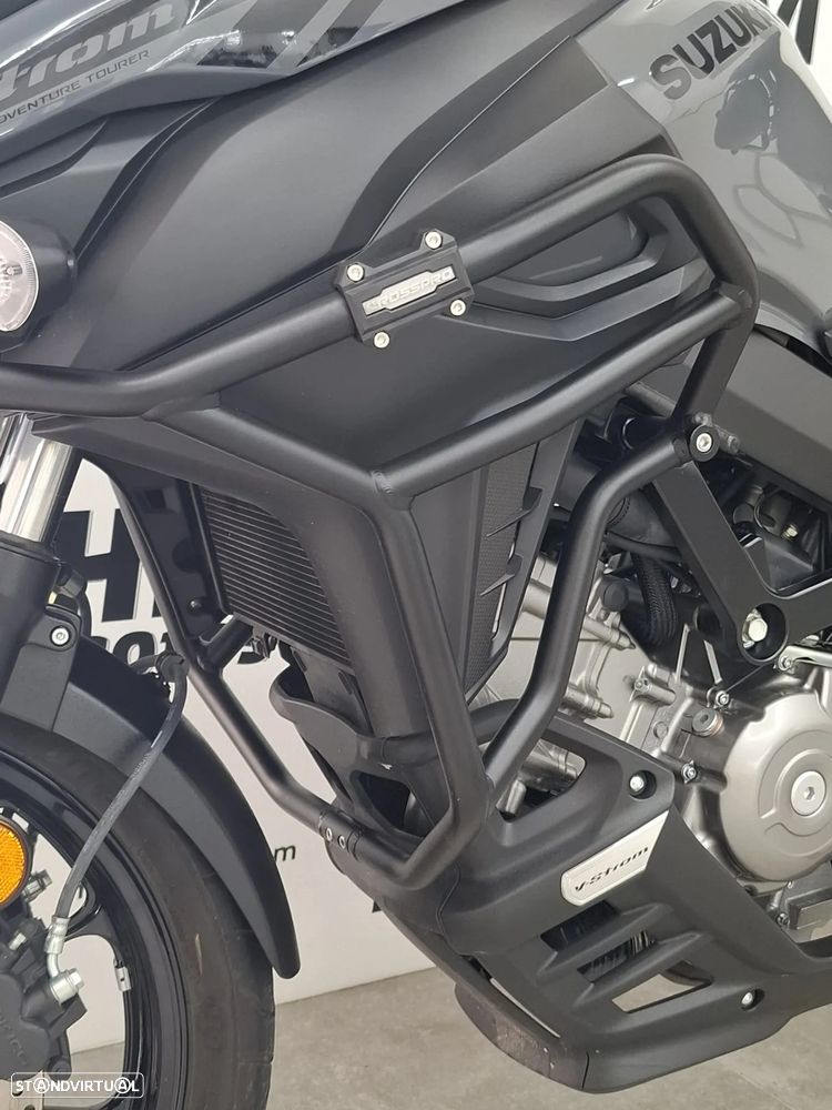 Suzuki DL 650A V-STROM - 18