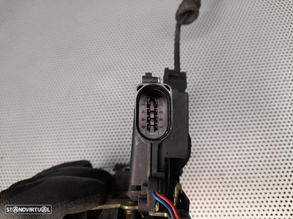 Fecho Porta Frente Dto Volkswagen Golf Iv (1J1) - 4