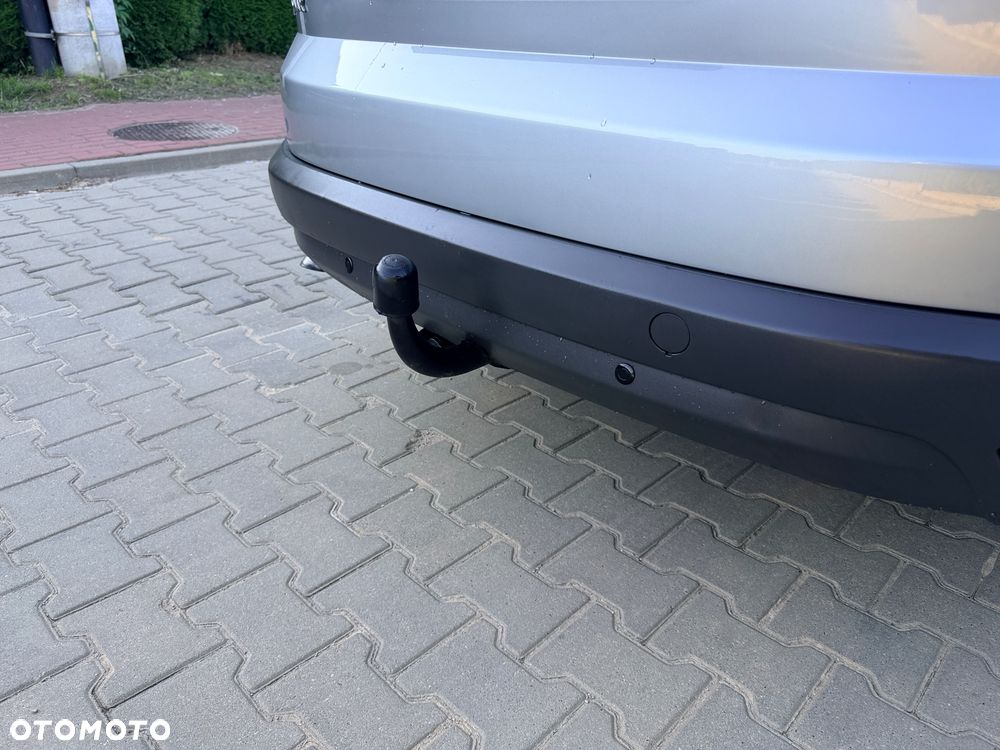 Ford S-Max 2.0 TDCi DPF Ambiente - 35