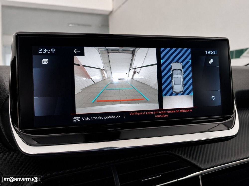 Peugeot 2008 1.2 PureTech Allure EAT8 - 28