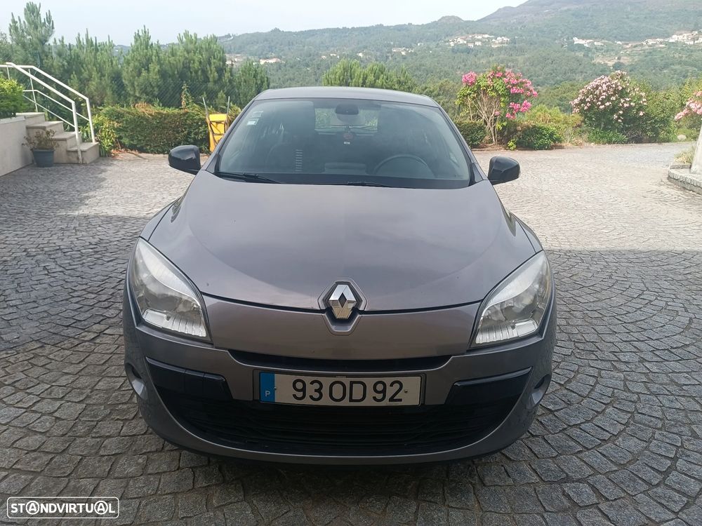 Renault Mégane Sport Tourer 1.5 dCi Dynamique S - 2