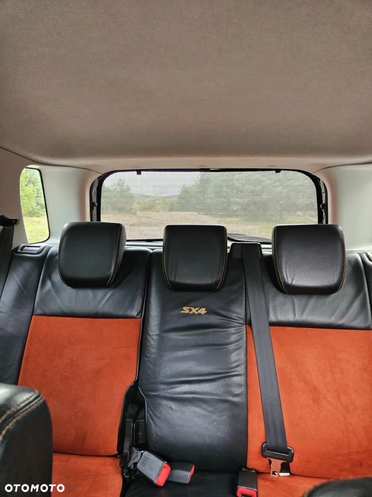 Suzuki SX4 - 17