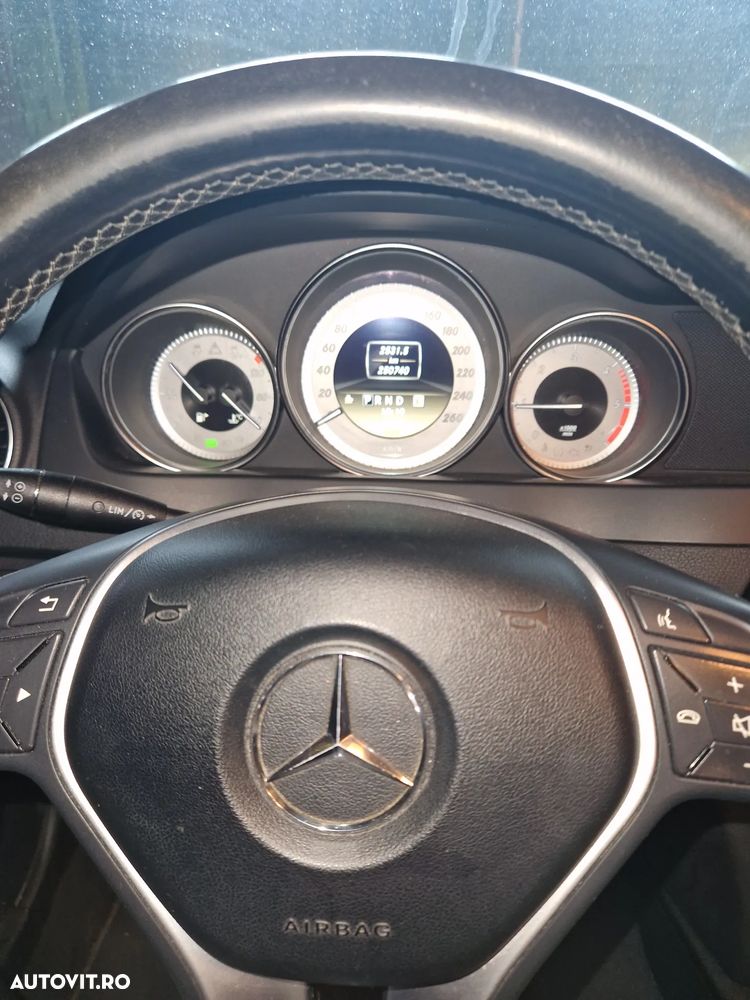 Mercedes-Benz C 250 CDI DPF 4Matic 7G-TRONIC BlueEFFICIENCY - 6