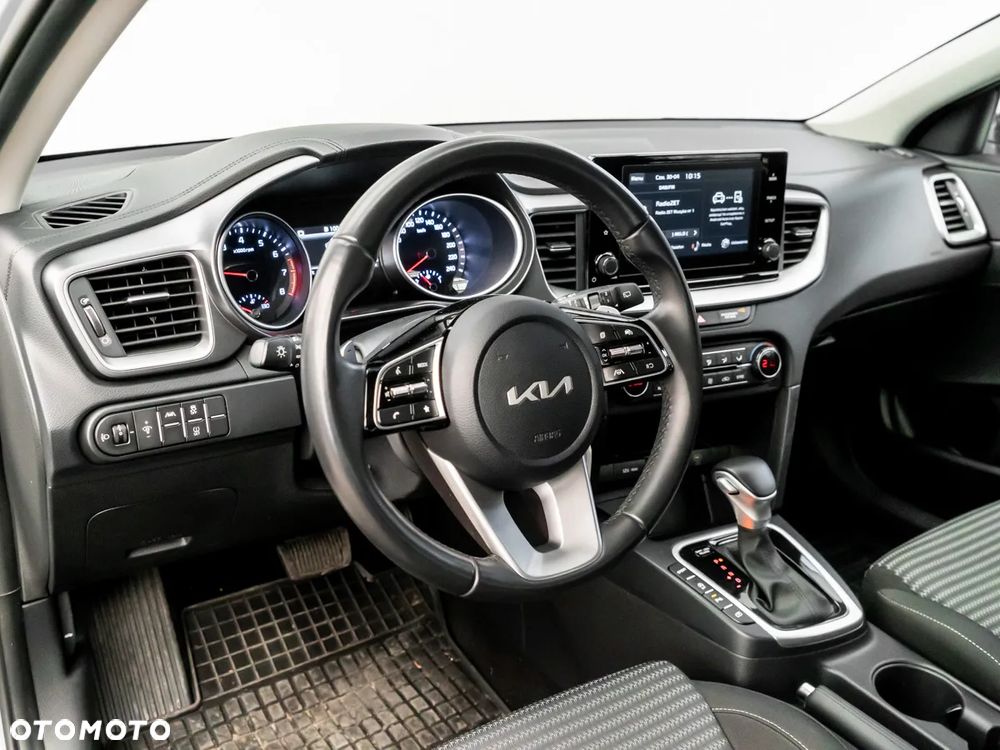 Kia Ceed 1.5 T-GDI M DCT - 19