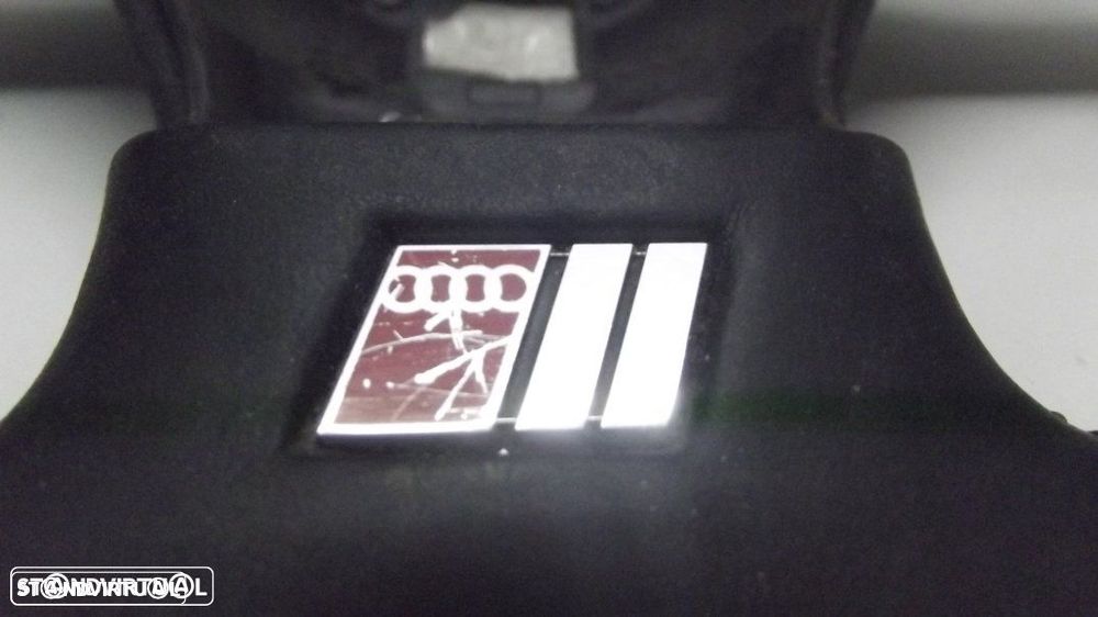 Audi S/ Line volante - 3