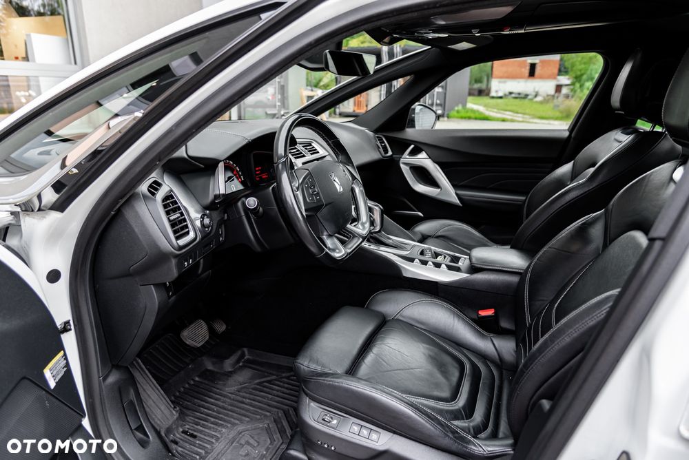 Citroën DS5 2.0 BlueHDi SoChic - 16