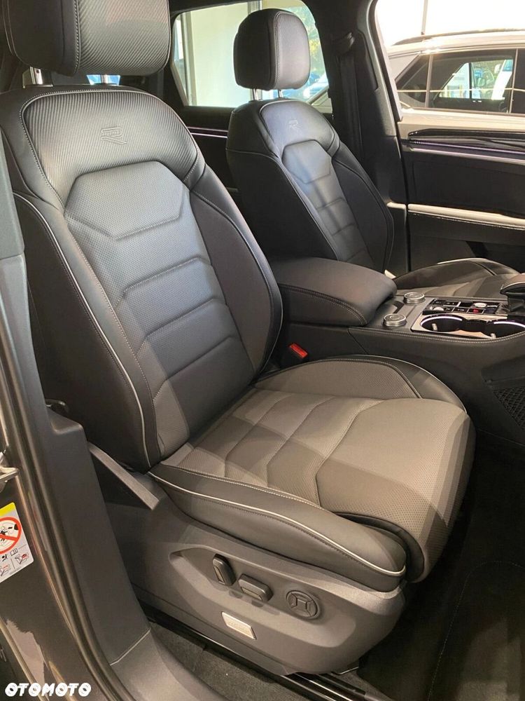 Volkswagen Touareg - 5