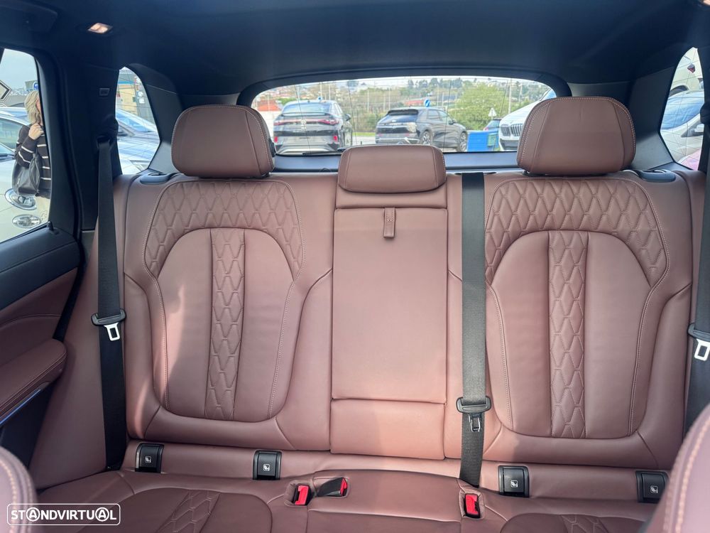 BMW X5 45 e xDrive Pack M - 18