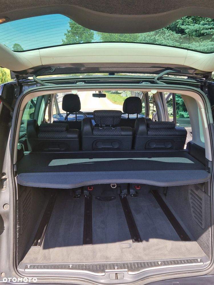 Renault Espace 2.0 Dynamique - 19