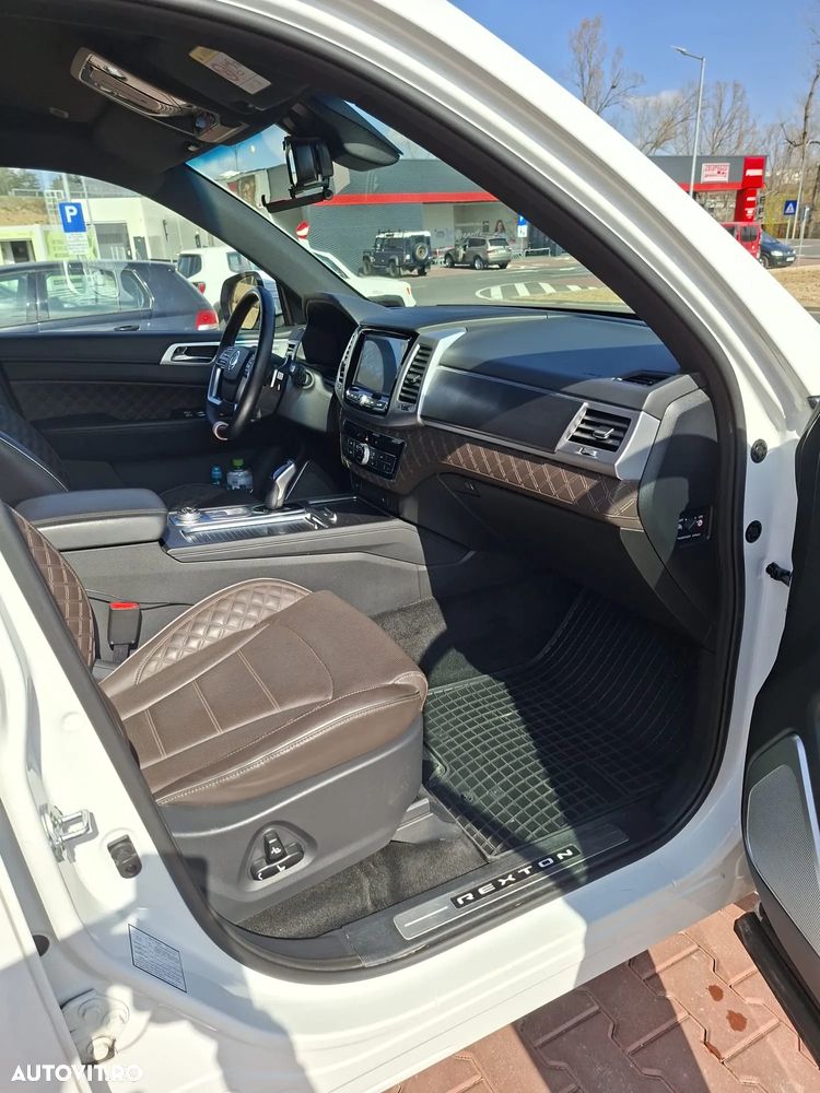 SsangYong REXTON G4 2.2 e-XDI 4WD Black Edition - 28