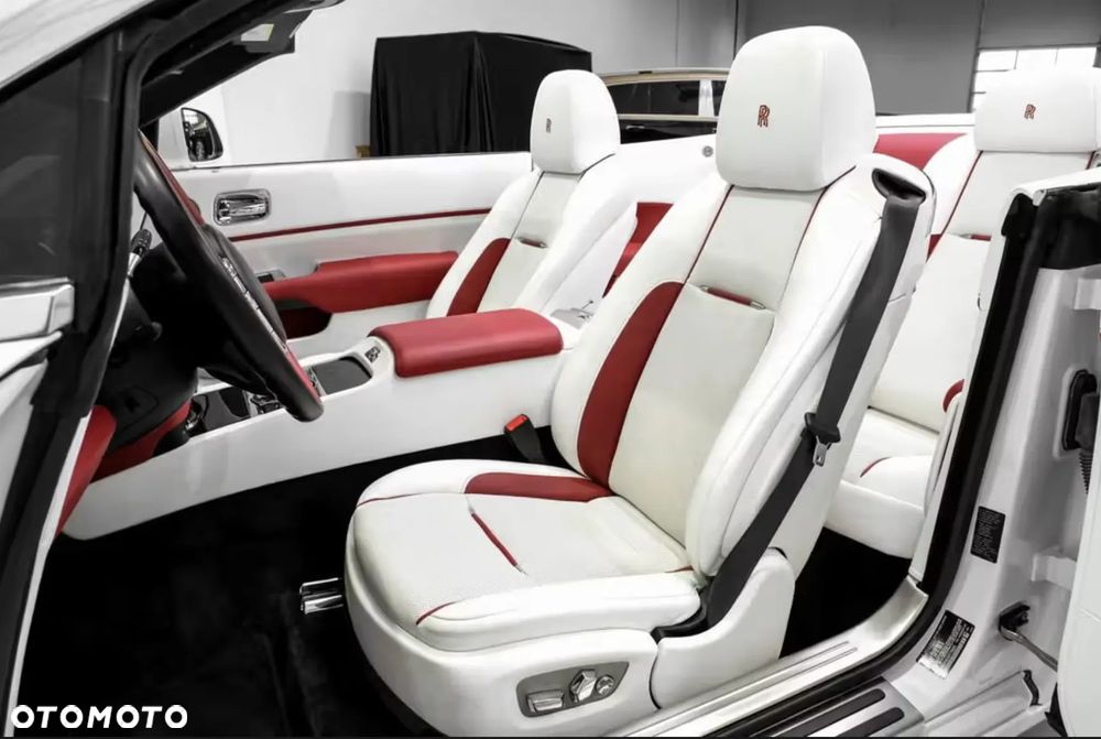 Rolls-Royce Dawn - 13