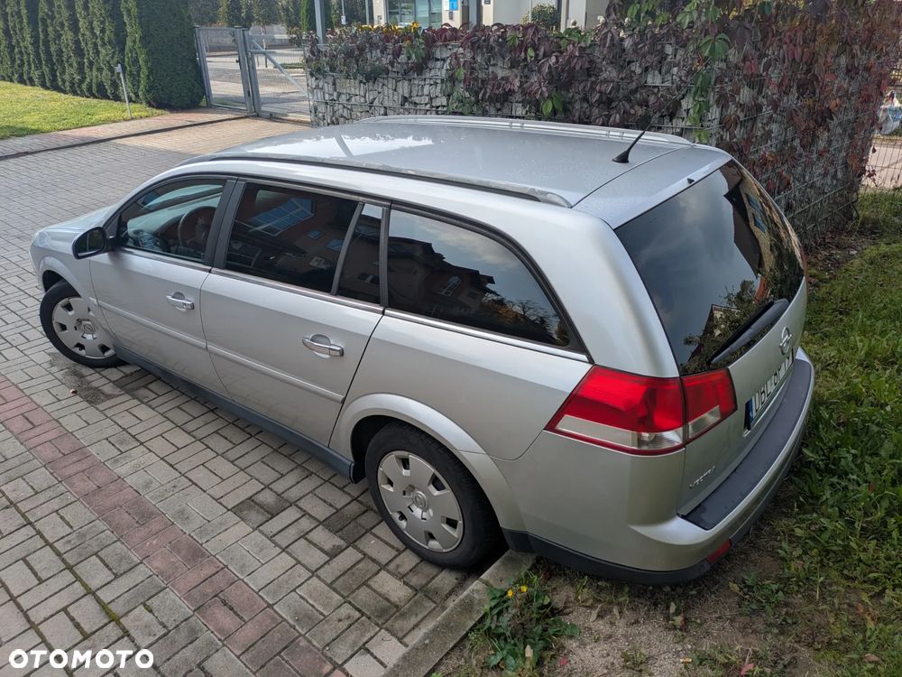 2008 Opel Vectra 1.9 CDTI Elegance, photograph 3